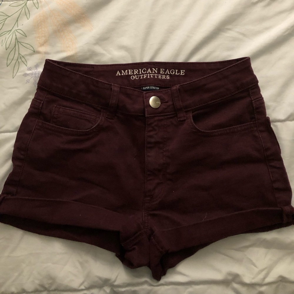 American Eagle Outfitters🦅Burgundy Size 6 shorts